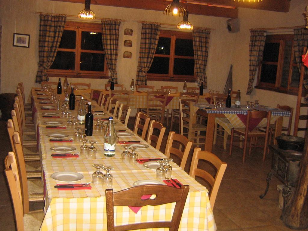 Agriturismo Val Codera Verceia ภายนอก รูปภาพ